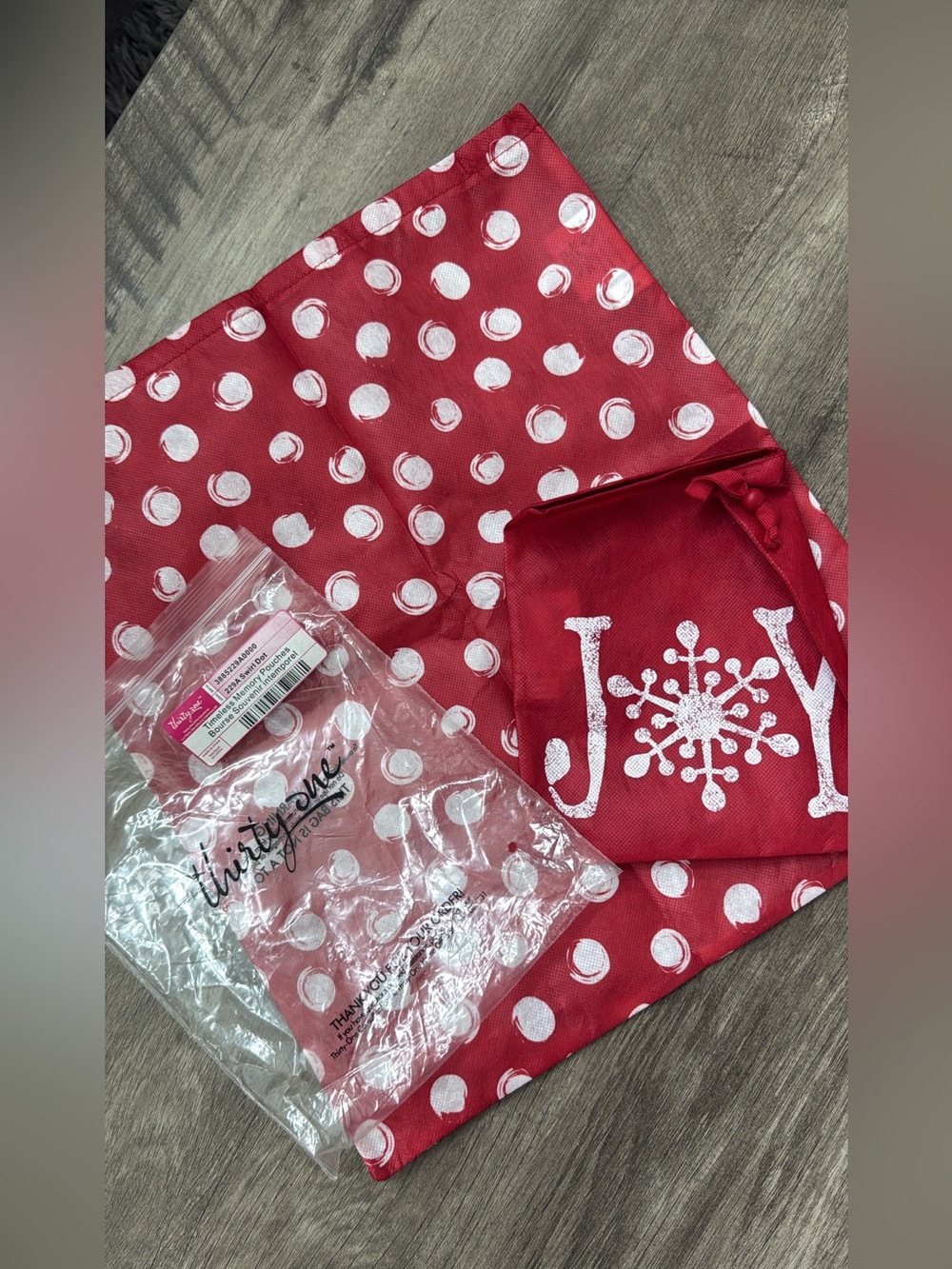NIP thirty-one Red Polka Dot Timeless Memory Pouch with 'JOY' Snowflake Pouch